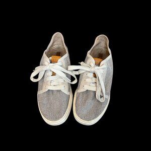 OluKai Pehuea Li Sneakers size 7.5